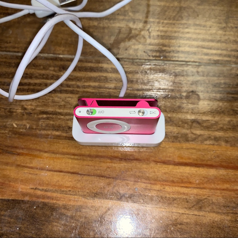 Apple IPod - Picture 5 of 6